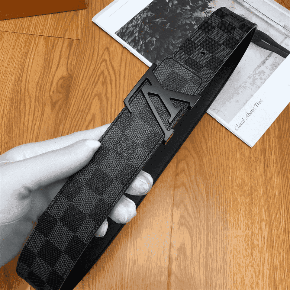 LOUIS VUITTON BELT INITIALES DAMIER