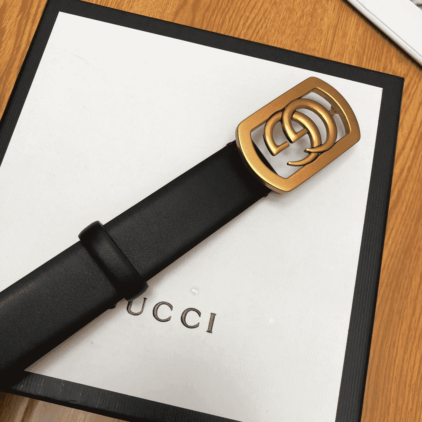 GUCCI BELT WITH FRAMED DOUBLE G BUCKLE - B8