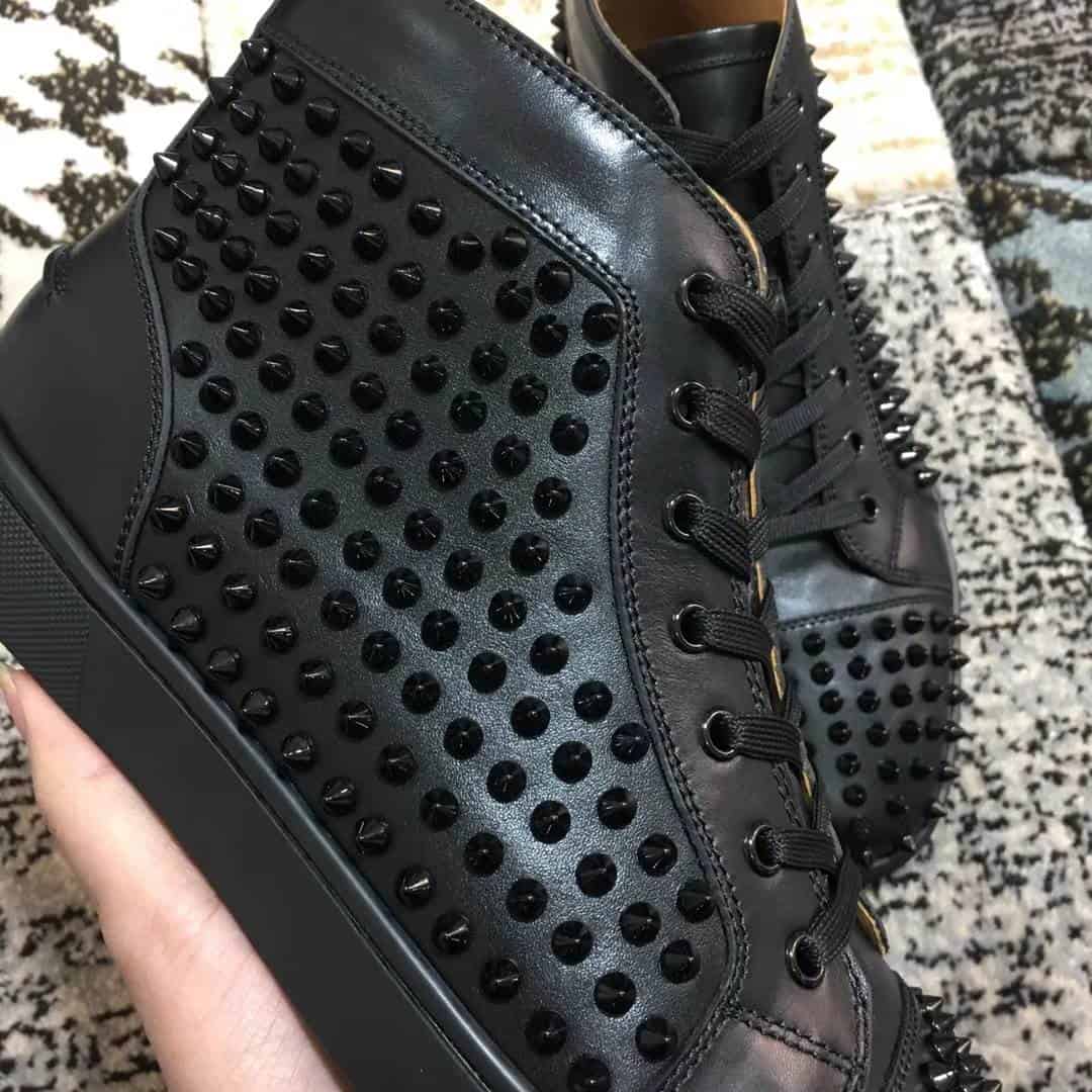 CHRISTIAN LOUBOUTIN HIGH TOP SNEAKER - CL13