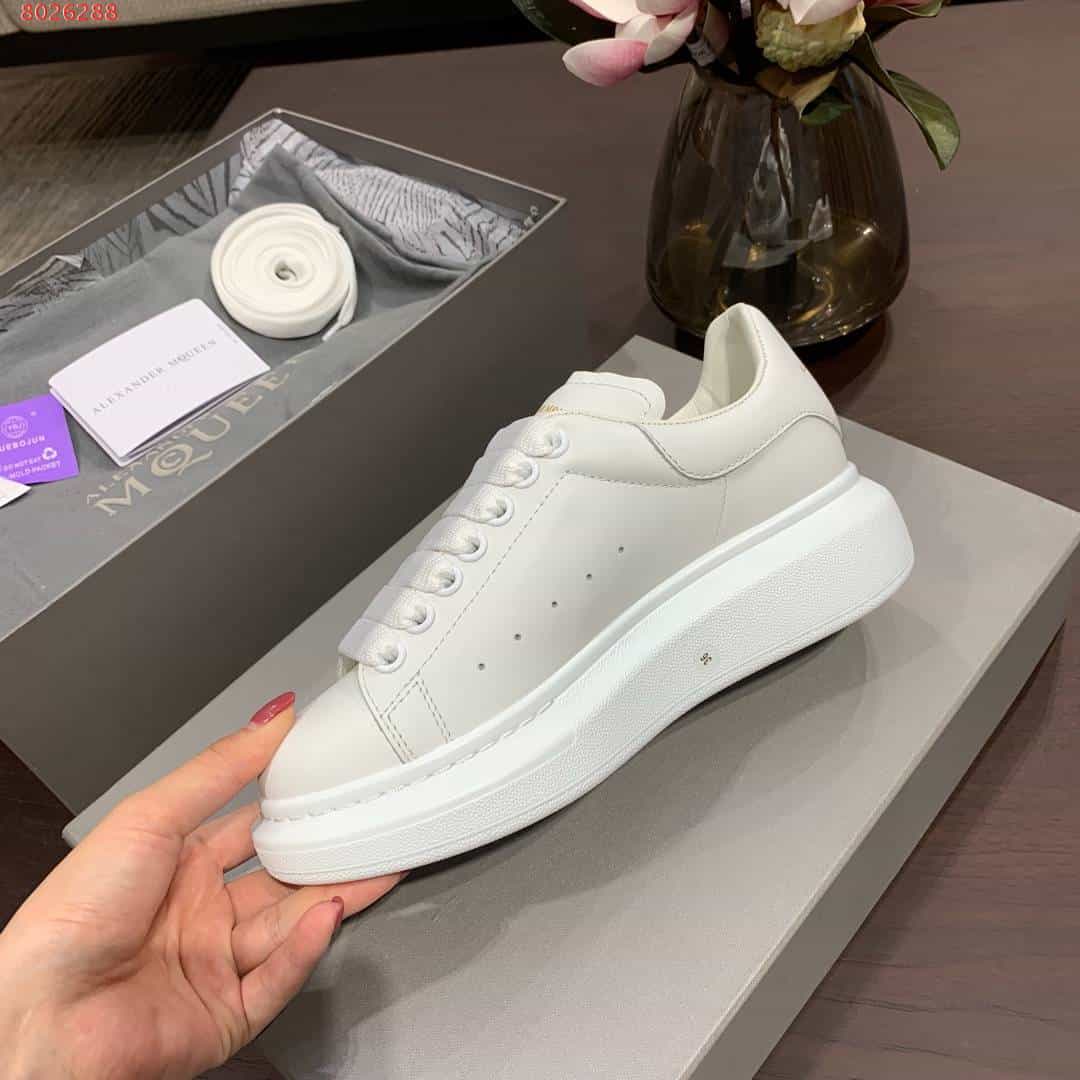 ALEXANDER MCQUEEN SNEAKER- AM13