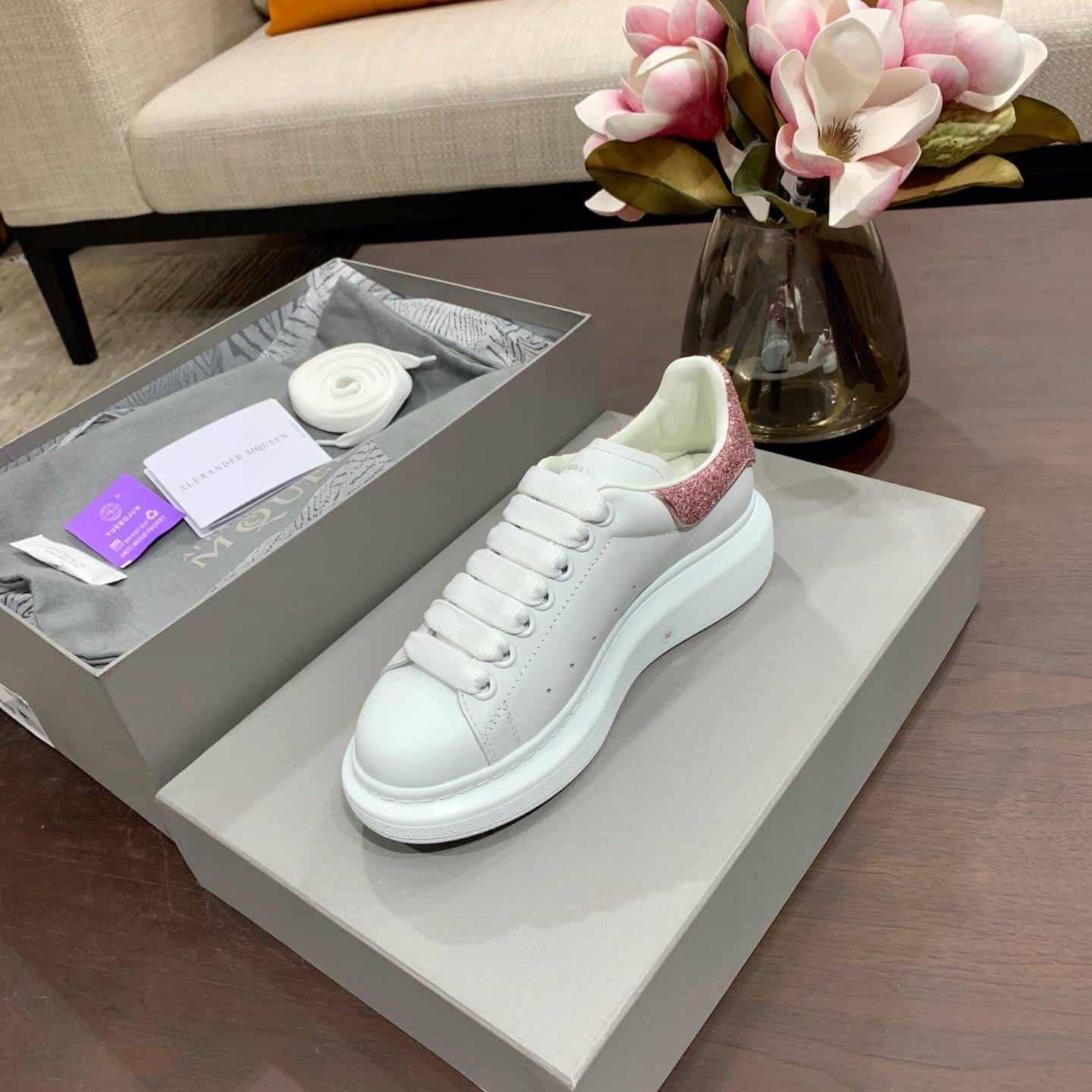 ALEXANDER MCQUEEN SNEAKER- AM14