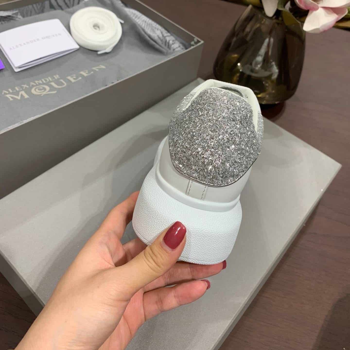 ALEXANDER MCQUEEN SNEAKER- AM15