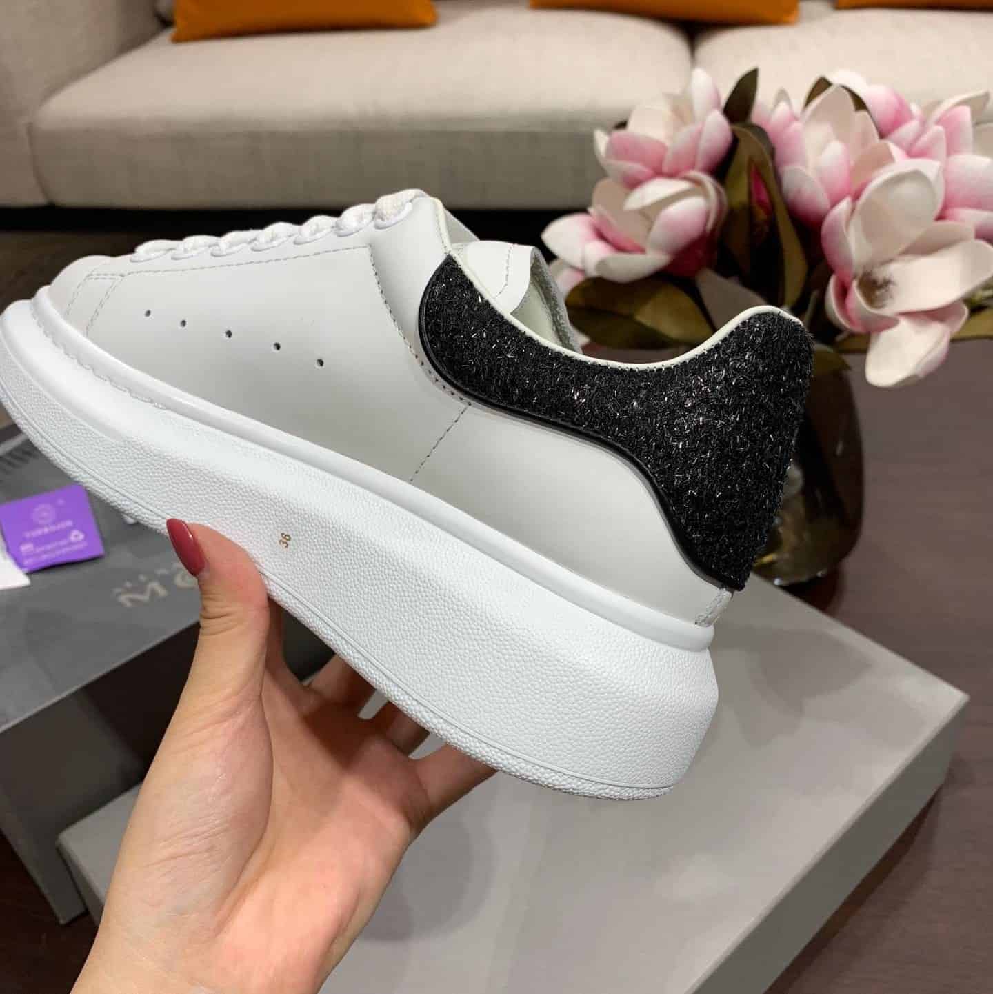 ALEXANDER MCQUEEN SNEAKER- AM18