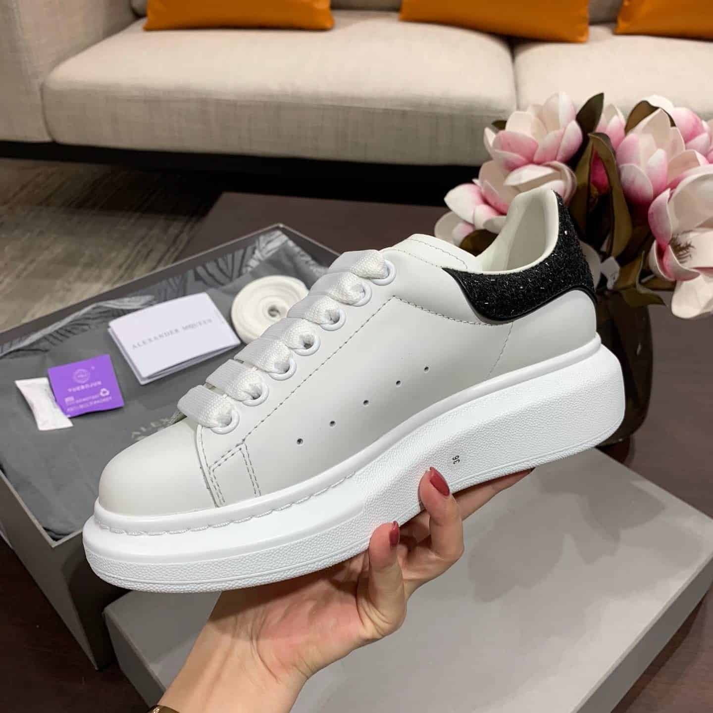 ALEXANDER MCQUEEN SNEAKER- AM18