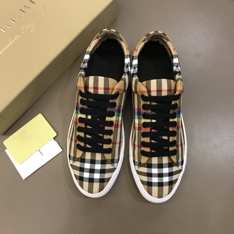 BURBERRY RAINBOW VINTAGE CHECK TRAINERS - BBR15