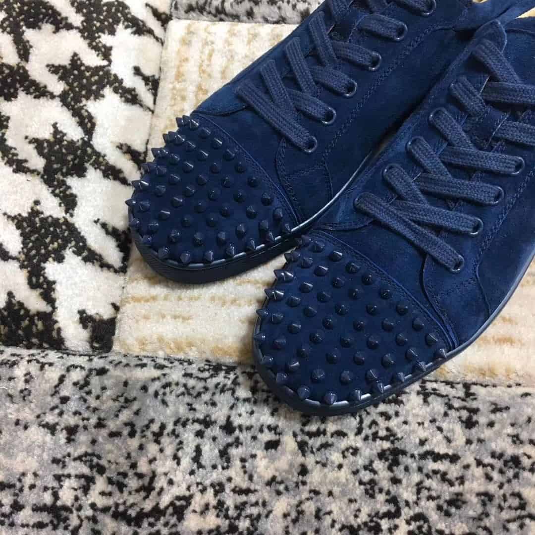 CHRISTIAN LOUBOUTIN LOW TOP SNEAKER - CL80