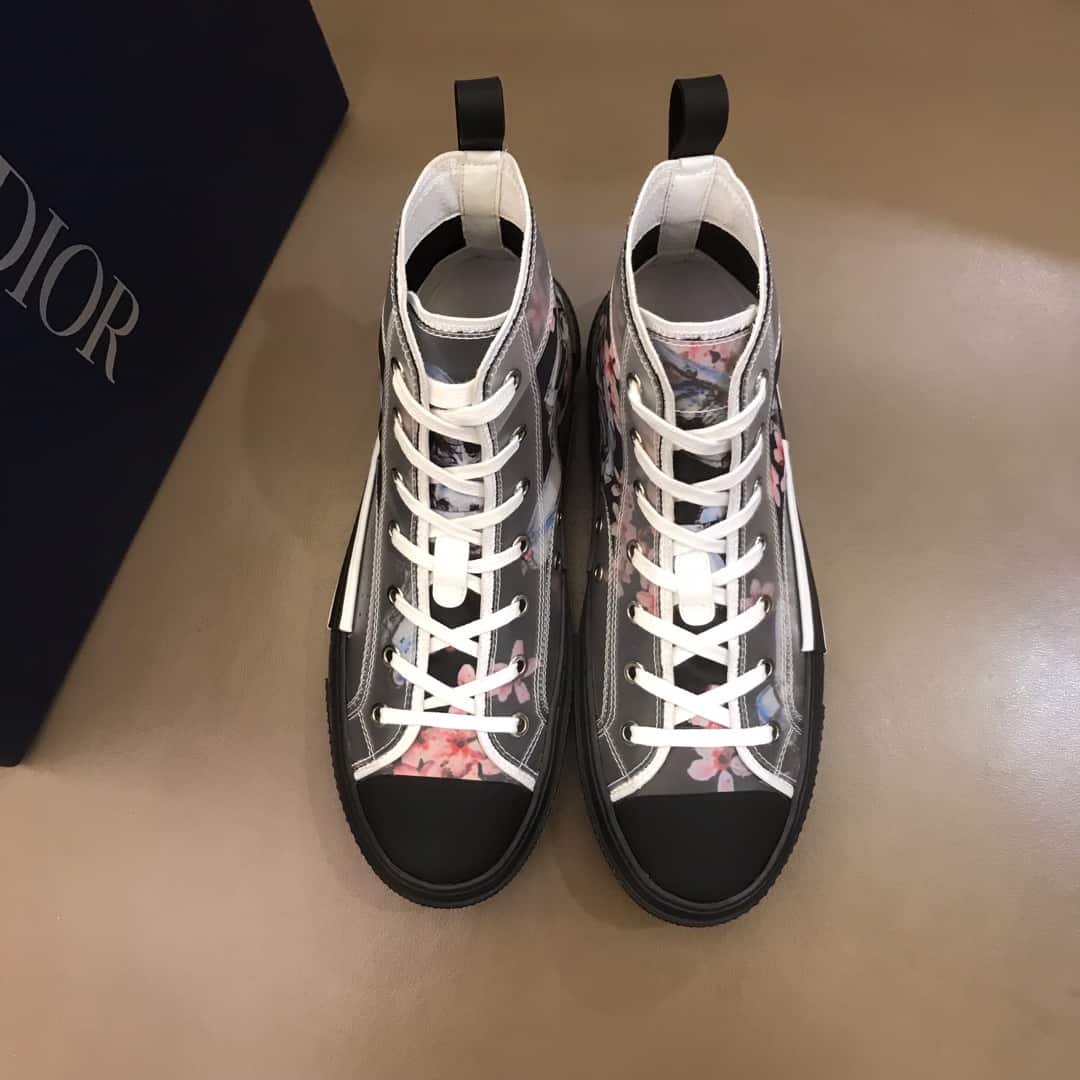 DIOR HIGH-TOP DIOR AND SORAYAMA SNEAKER - CD18