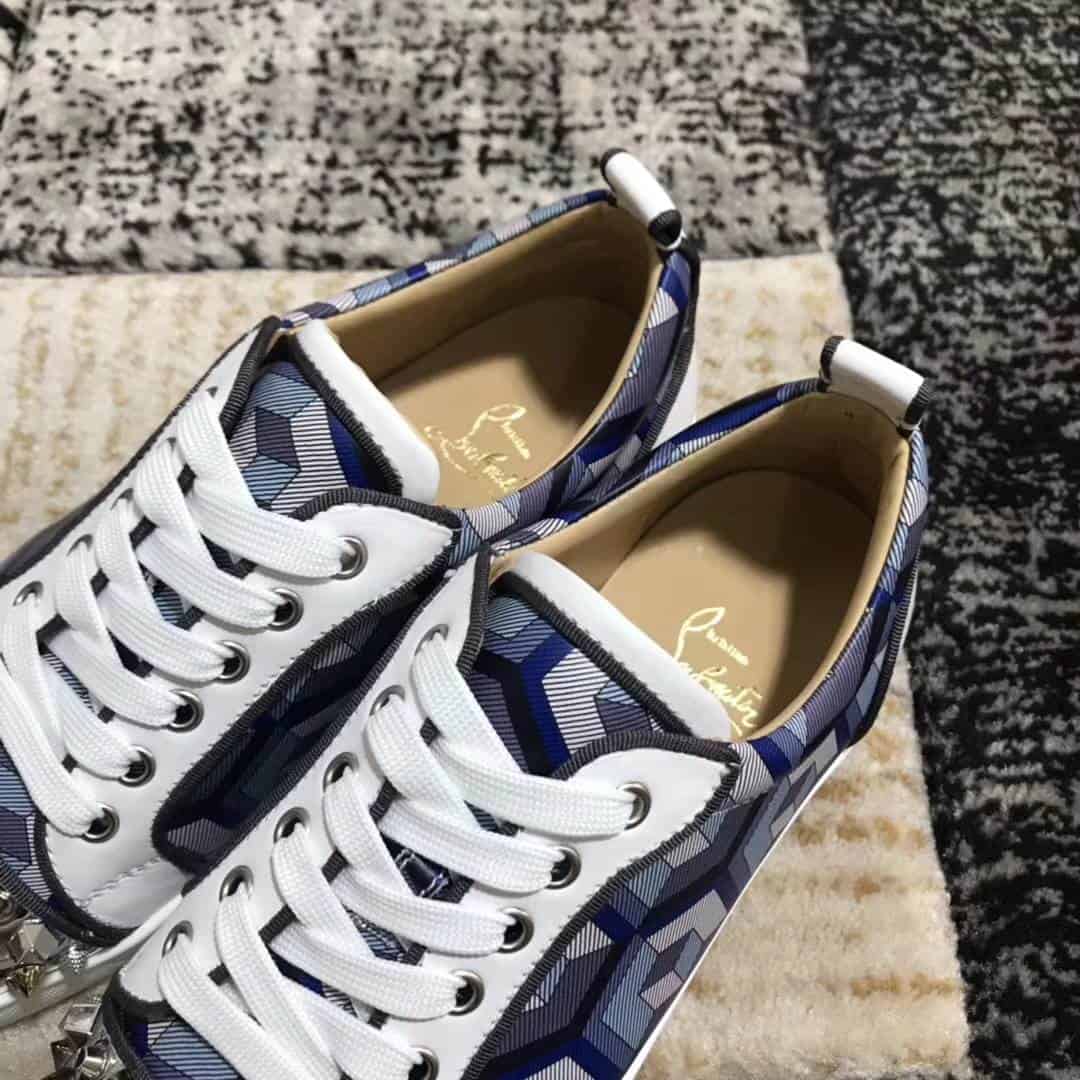 CHRISTIAN LOUBOUTIN LOW TOP SNEAKER - CL10