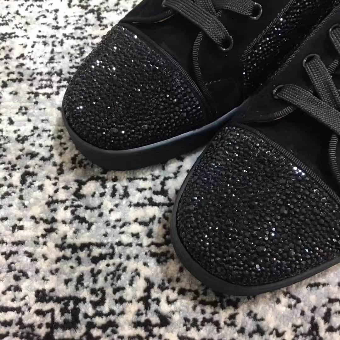 CHRISTIAN LOUBOUTIN HIGH TOP SNEAKER - CL31