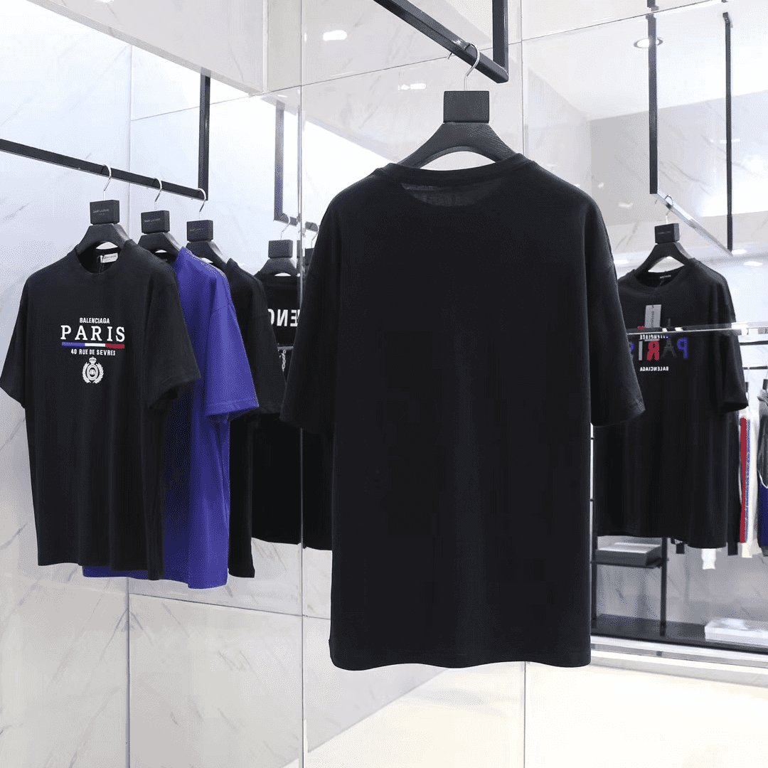 BALENCIAGA MEN'S BLACK MODE LOGO TEE - BB42