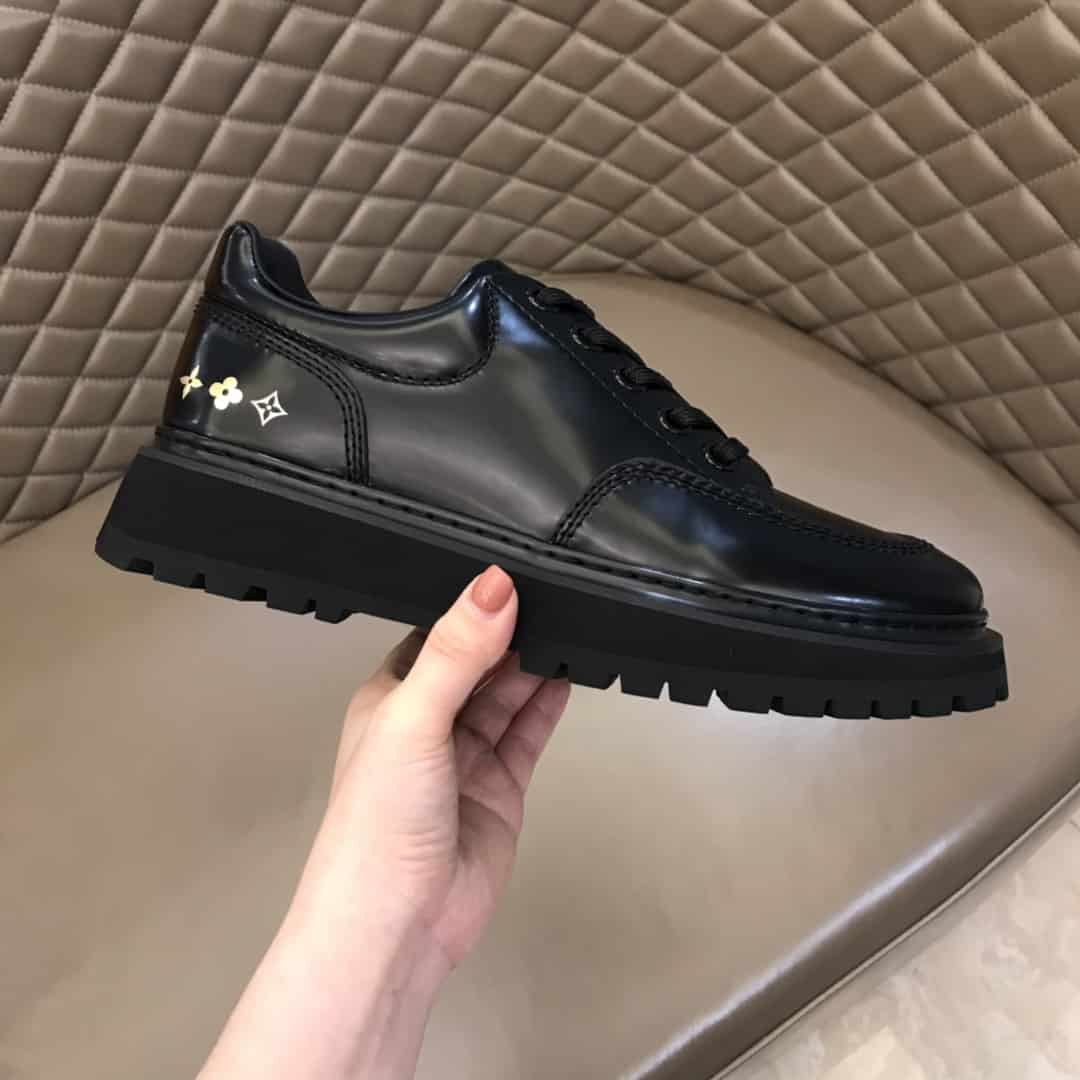 LOUIS VUITTON ABESSES SNEAKER - LV117
