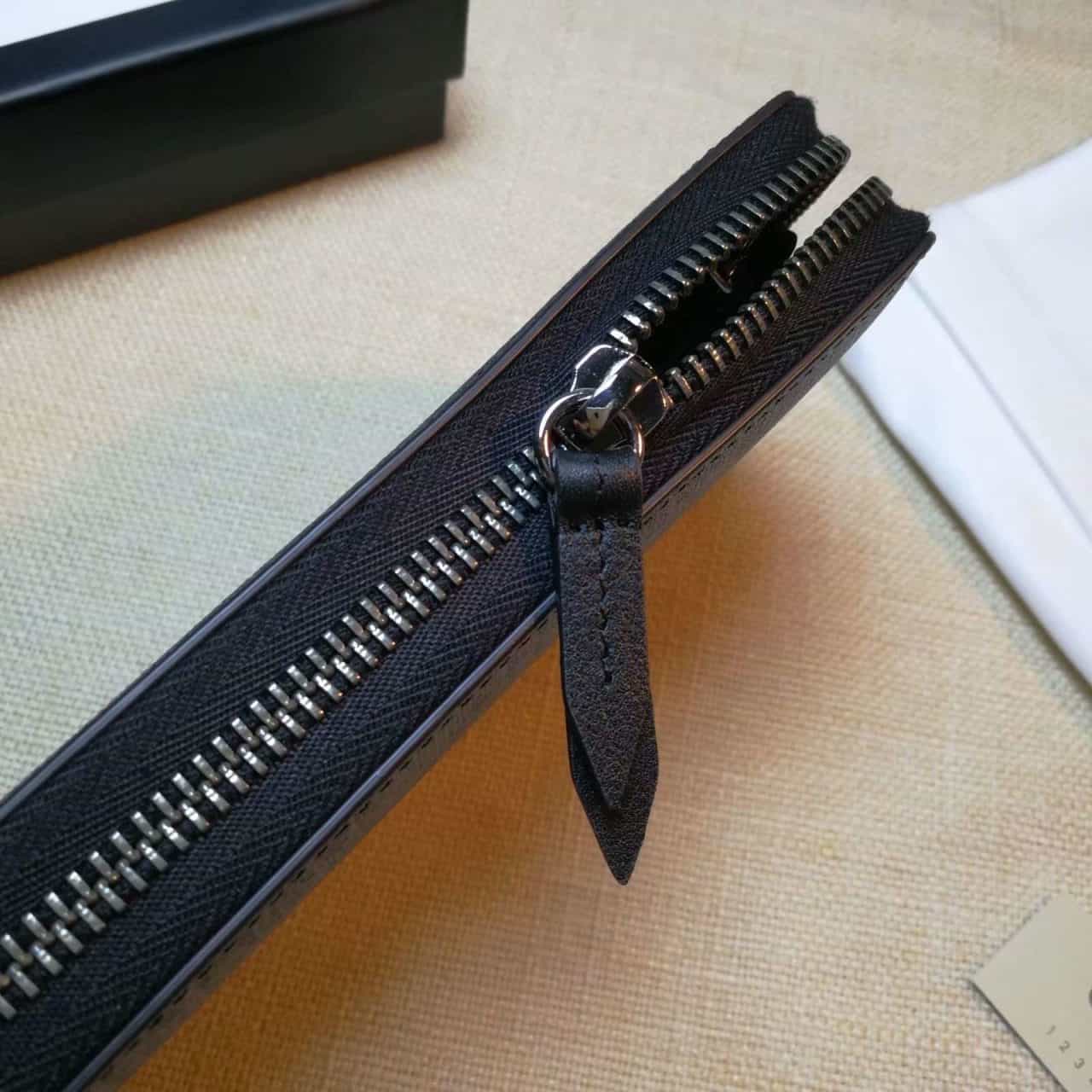 GUCCI WALLET KINGSNAKE PRINT GG SUPREME ZIP GC1