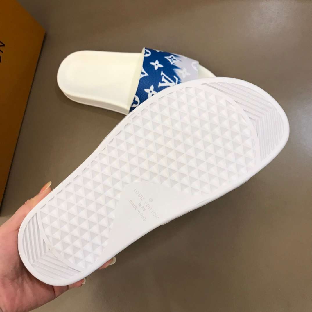 LOUIS VUITTON ESCALE SLIDES - LVS49