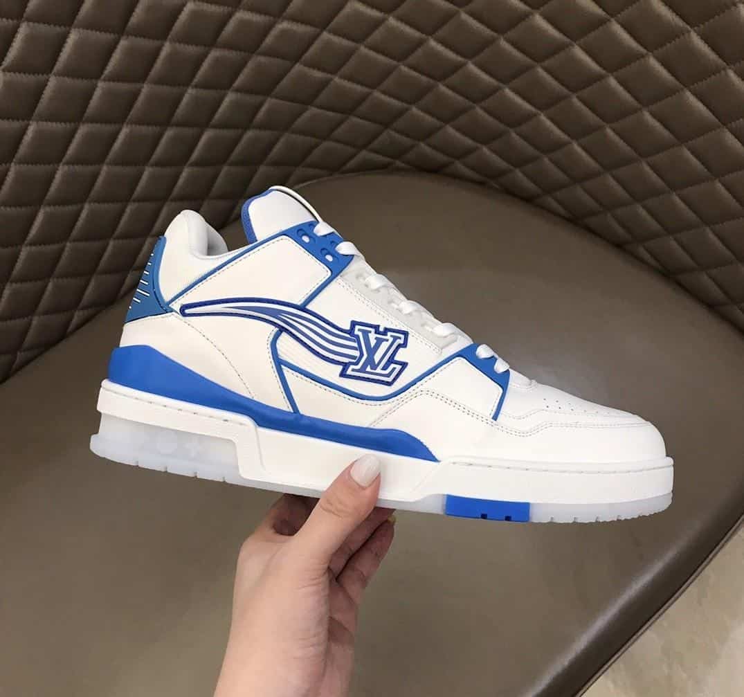 LOUIS VUITTON LV TRAINER SNEAKER - LV211