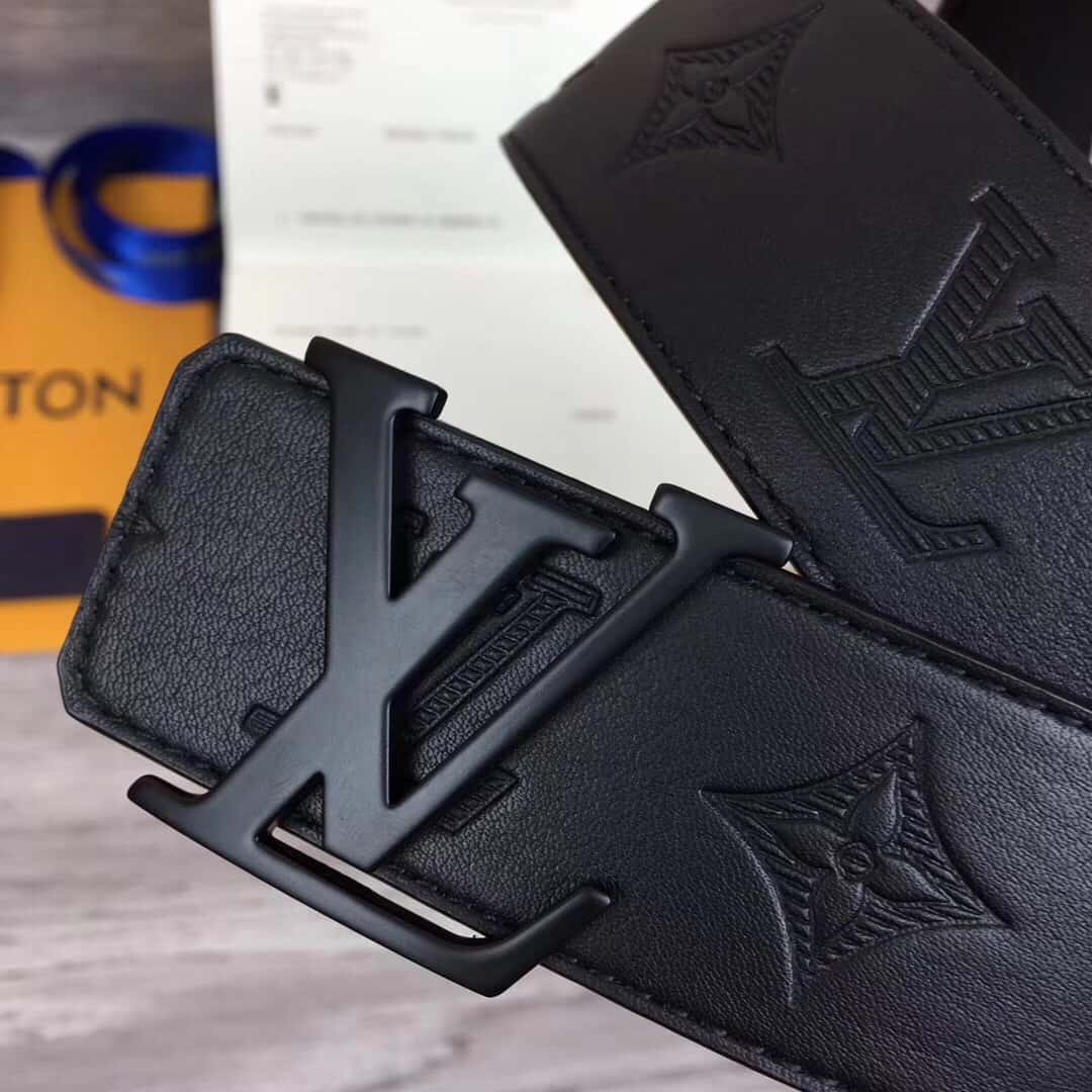 LOUIS VUITTON SHAPE BELT