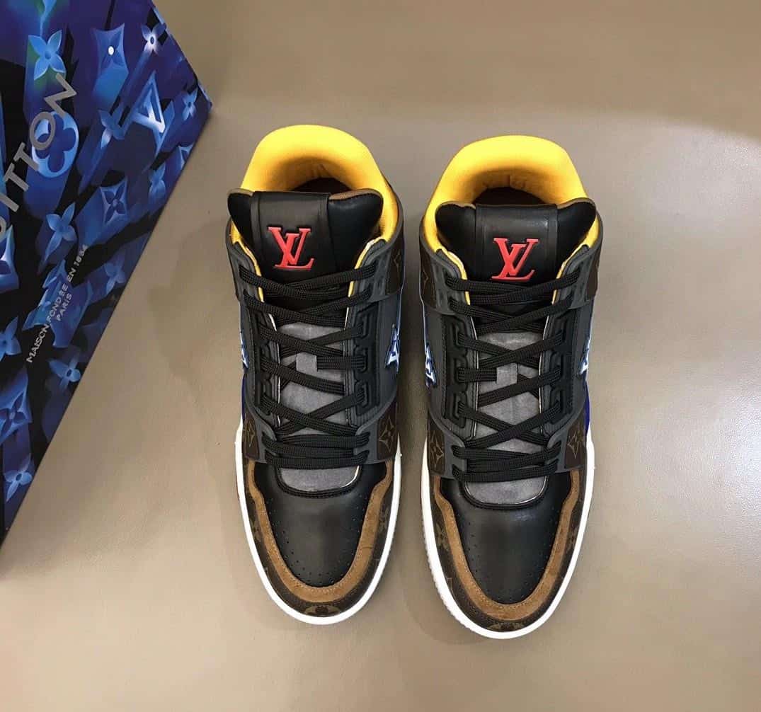 LOUIS VUITTON LV TRAINER SNEAKER - LV210