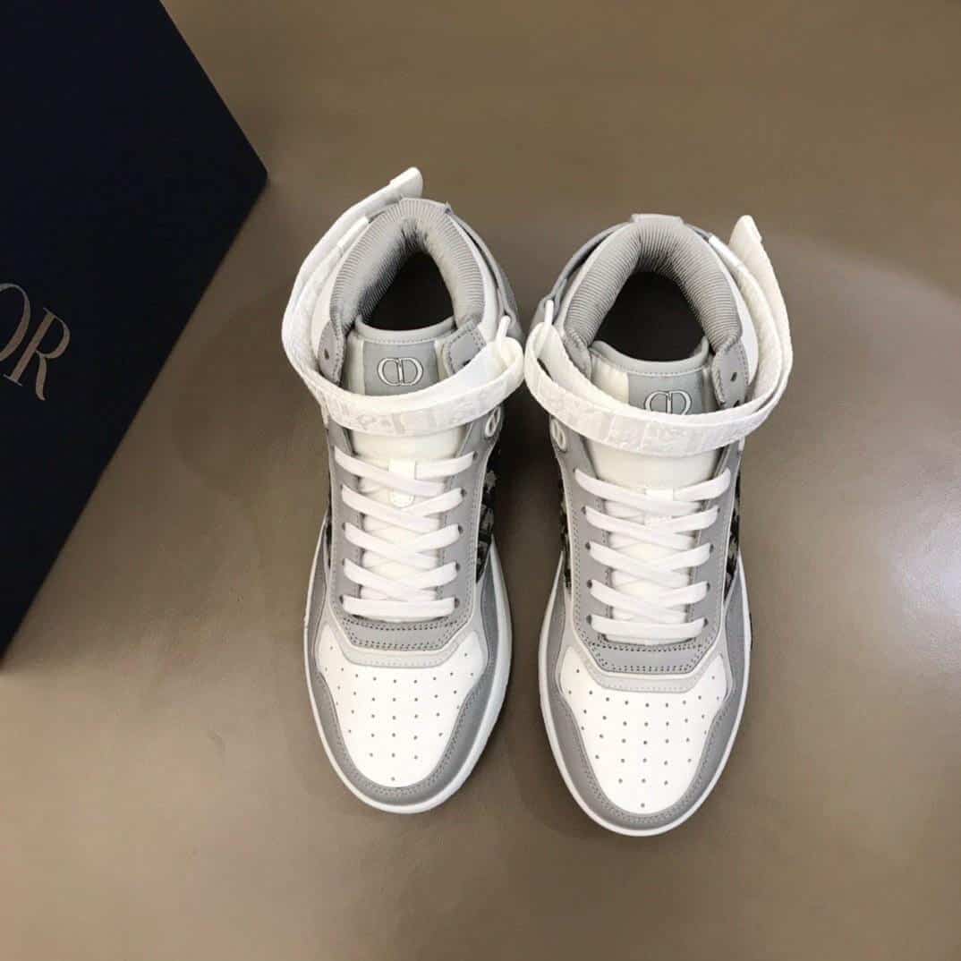 B27 HIGH-TOP SNEAKER - CD76