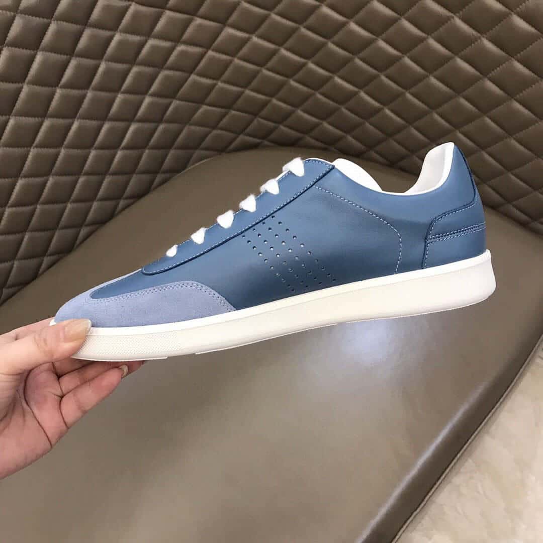 DIOR B01 SNEAKER BLUE SMOOTH CALFSKIN AND SUEDE WITH DIOR AND SHAWN SIGNATURE - CD57