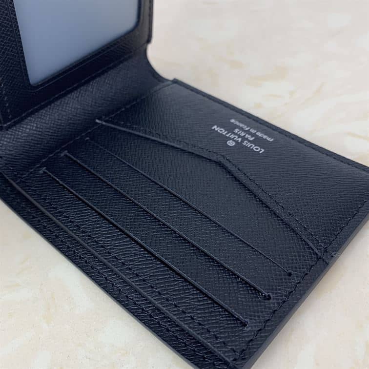 MULTIPLE WALLET M60662