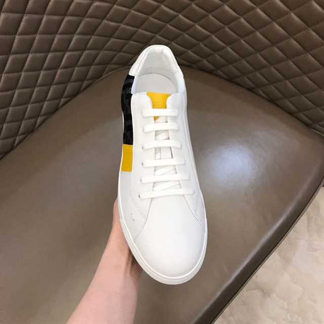 FENDI FF LOGO PRINT LOW-TOP SNEAKERS - FD17