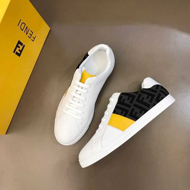 FENDI FF LOGO PRINT LOW-TOP SNEAKERS - FD17