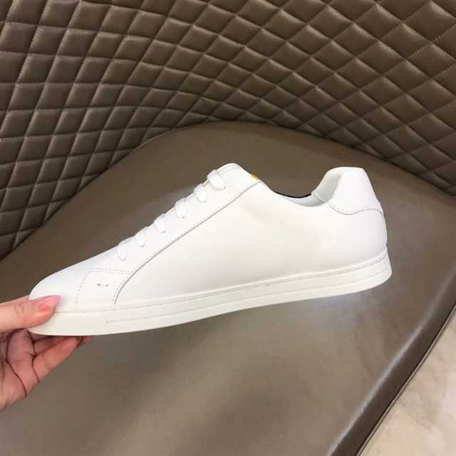 FENDI FF LOGO PRINT LOW-TOP SNEAKERS - FD17