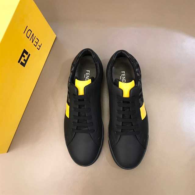 FENDI FF LOGO PRINT LOW-TOP SNEAKERS - FD18
