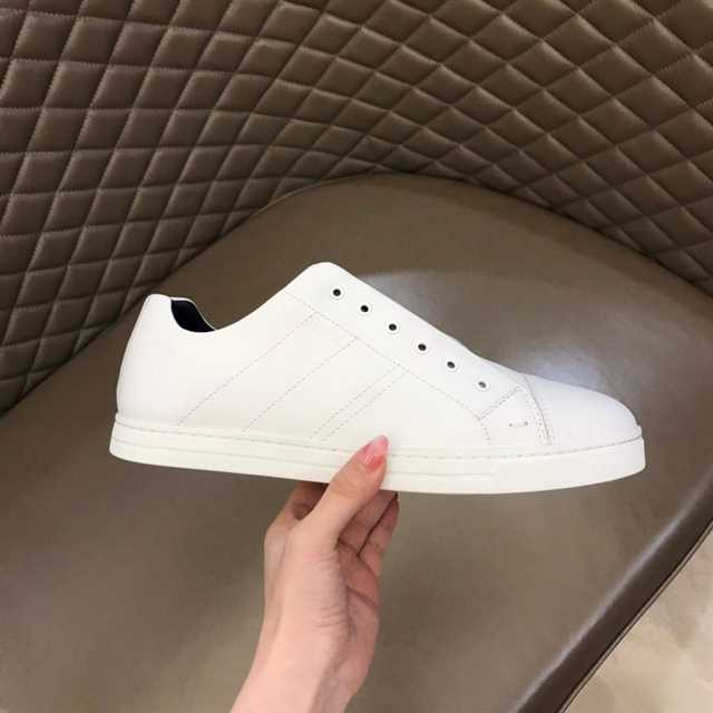 FENDI LOGO-STRAP LOW-TOP SNEAKERS - FD11