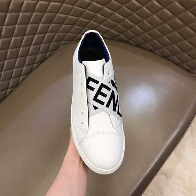 FENDI LOGO-STRAP LOW-TOP SNEAKERS - FD11
