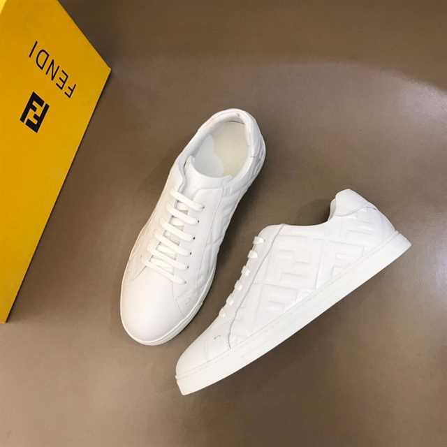 FENDI WHITE NAPPA LEATHER LOW TOP SNEAKERS - FD09