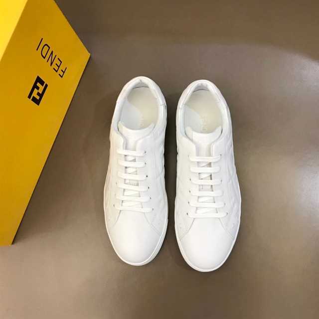 FENDI WHITE NAPPA LEATHER LOW TOP SNEAKERS - FD09