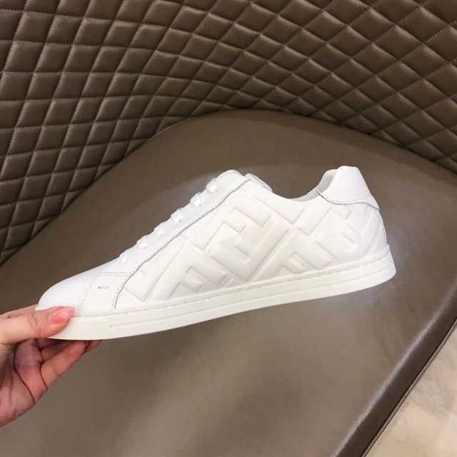 FENDI WHITE NAPPA LEATHER LOW TOP SNEAKERS - FD09