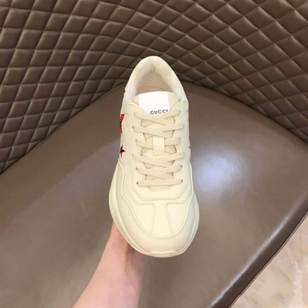 GUCCI RHYTON SNEAKERS WITH STAR - GC060