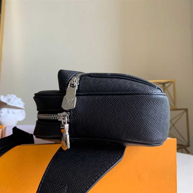 LOUIS VUITTON OUTDOOR BUMBAG TAIGARAMA IN BLACK M30245