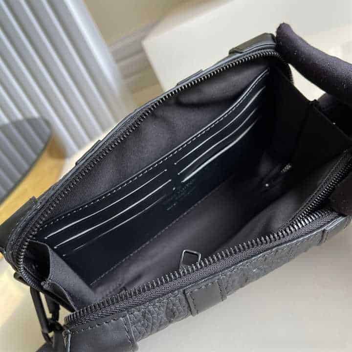 LOUIS VUITTON SOFT TRUNK WALLET TAURILLON MONOGRAM LEATHER M80224