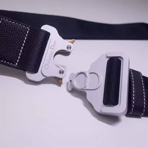 SADDLE BAG NAVY GRAINED CALFSKIN