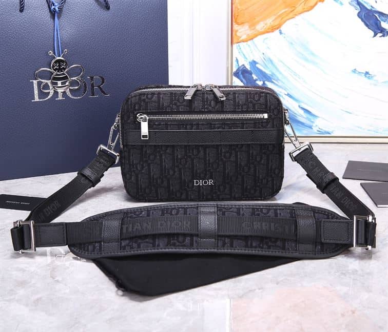 SAFARI MESSENGER BAG BLACK DIOR OBLIQUE JACQUARD