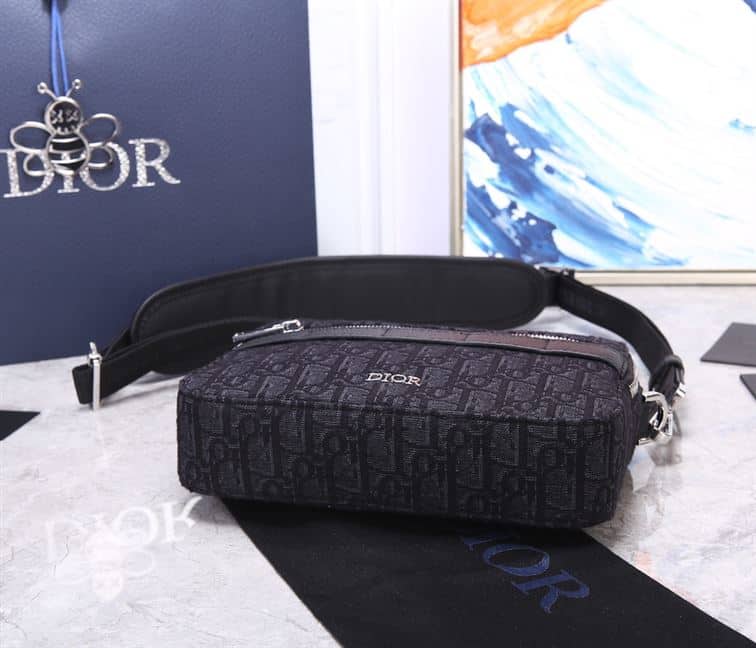 SAFARI MESSENGER BAG BLACK DIOR OBLIQUE JACQUARD