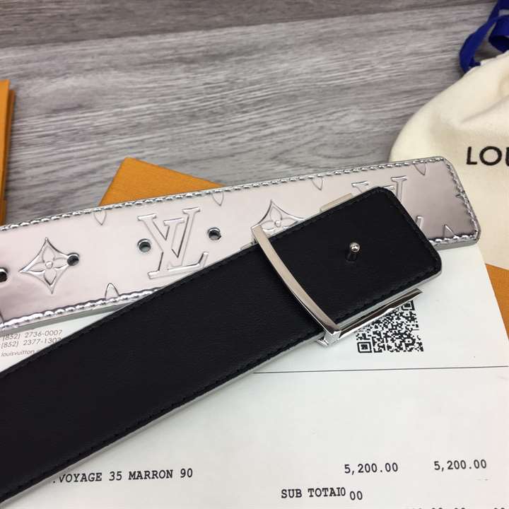 LOUIS VUITTON INITIALS LV MIRROR MIRROR 40MM REVERSIBLE BELT SILVER COLOR METALLIC MONOGRAM CANVAS RECTO SIDE - B77