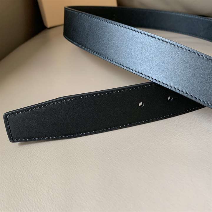 BURBERRY MONOGRAM MOTIF LEAHTHER BELT - B31