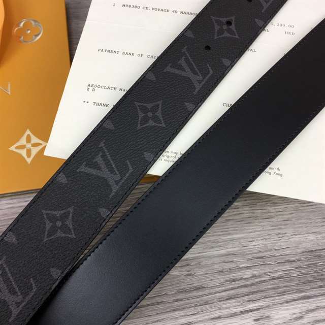 LOUIS VUITTON INITIALES 40MM REVERSIBLE MONOGRAM CANVAS BELT - B96
