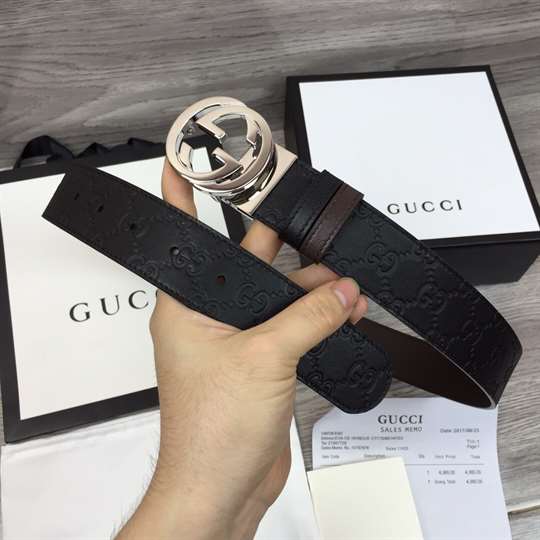 GUCCI SIGNATURE BELT WITH SILVER G BUCKLE - B49
