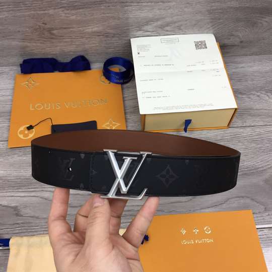 LOUIS VUITTON LV PYRAMIDE 40MM REVERSIBLE BELT - B137