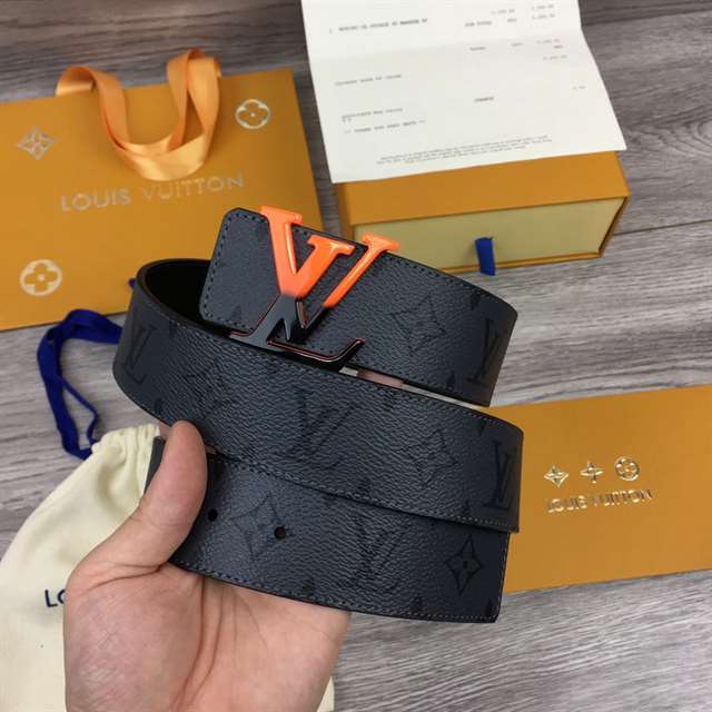 LOUIS VUITTON INITIALES 40MM REVERSIBLE MONOGRAM CANVAS BELT - B90