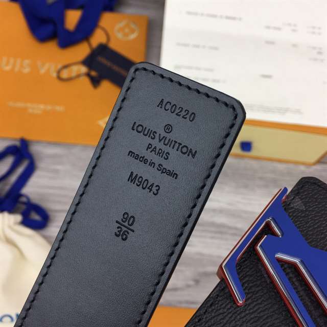 LOUIS VUITTON INITIALES 40MM REVERSIBLE MONOGRAM CANVAS BELT - B83