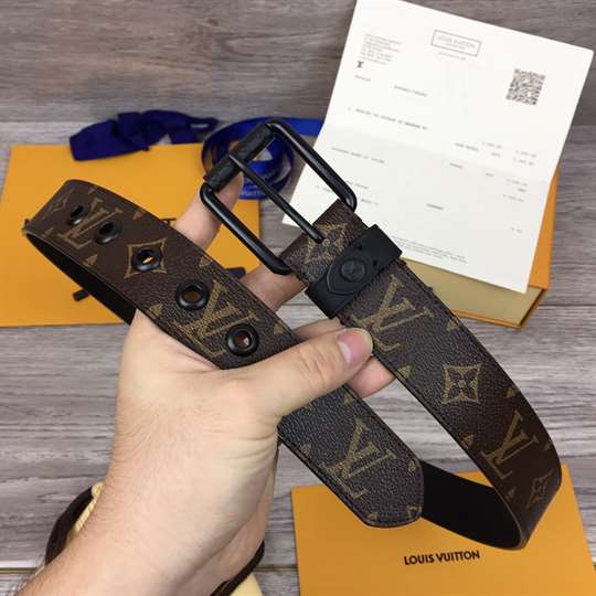 LOUIS VUITTON VOYAGER 35MM BELT - B152