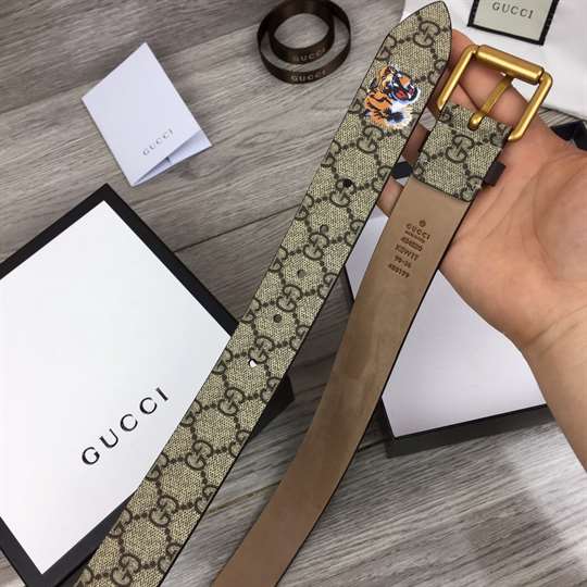 GUCCI TIGER PRINT GG SUPREME BELT - B40