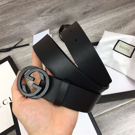 GUCCI LEATHER BELT WITH INTERLOCKING G BUCKLE - B31