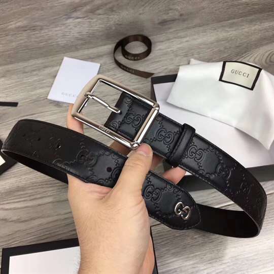 GUCCI SIGNATURE BELT WITH GG DETAIL - B35