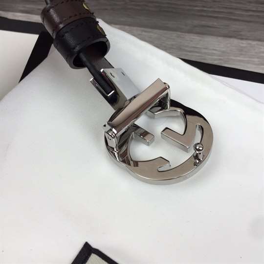 GUCCI SIGNATURE BELT WITH SILVER G BUCKLE - B49